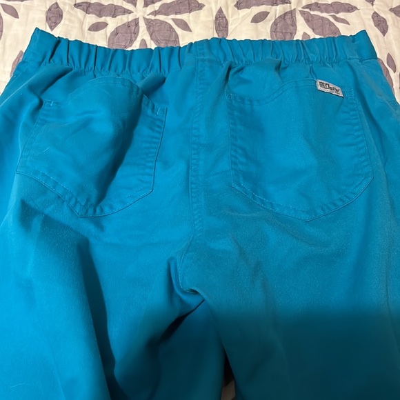Grey’s Anatomy Drawstring Scrub Pant (size Small, color Teal) - Picture 7 of 10